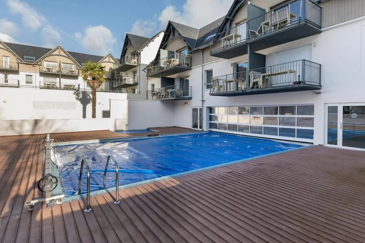 Apartment L'Arvor - Appt Piscine Et Sauna Partages Benodet